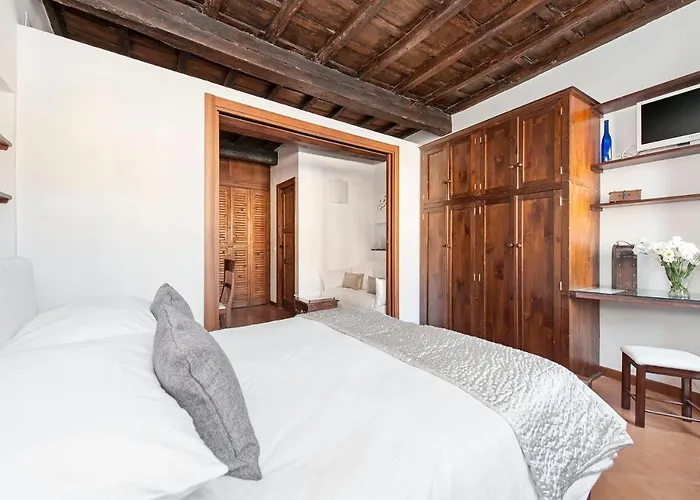 Lovely Trastevere Center Apartament *